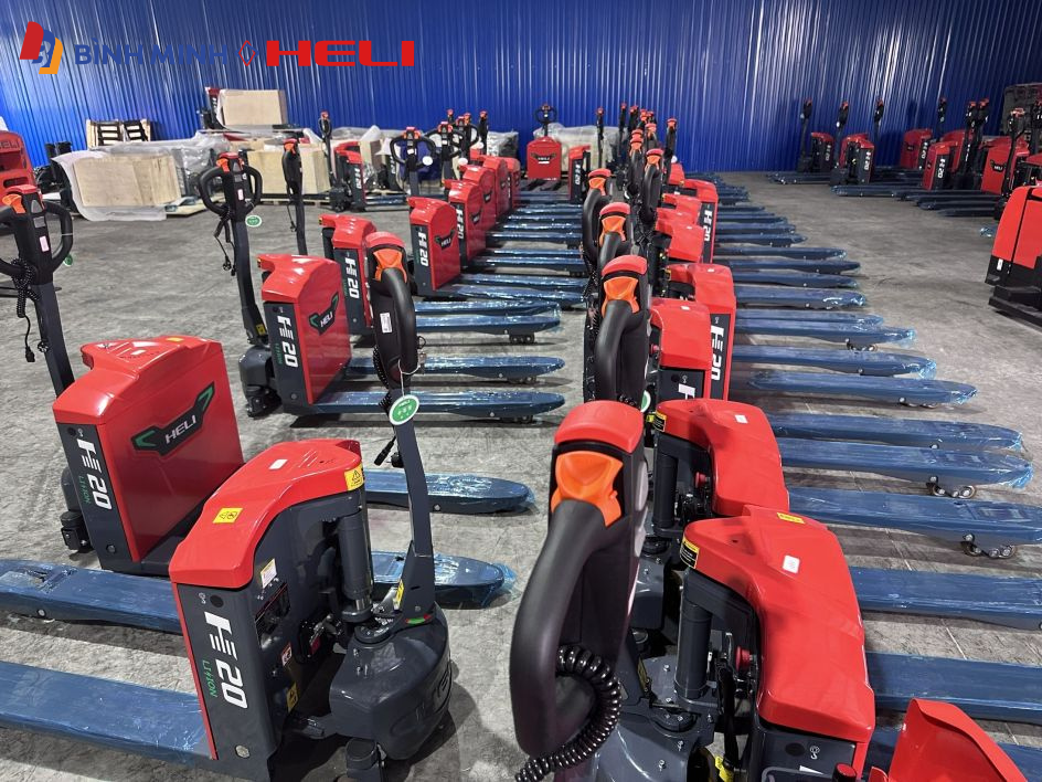 Xe nâng điện thấp 2 tấn