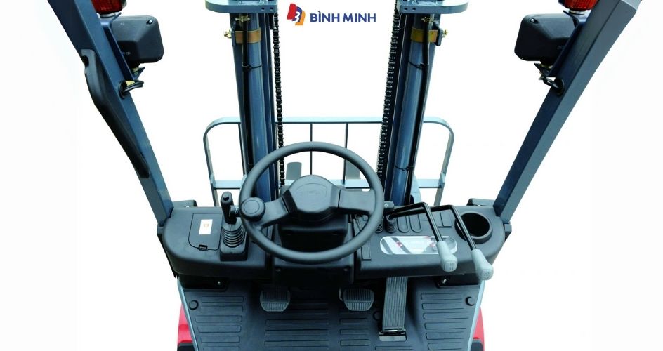 Khoang xe nâng dầu 1.5 tấn