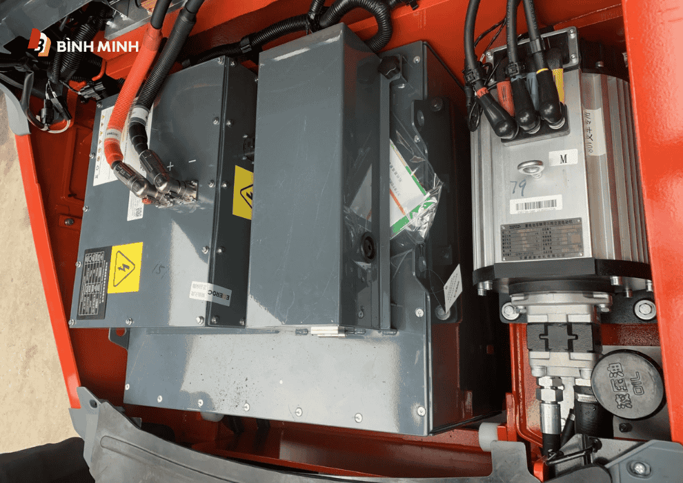 Pin lithium xe nâng