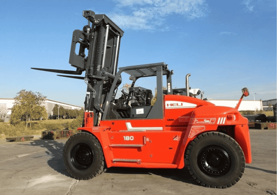 xe nâng dầu 18 tấn