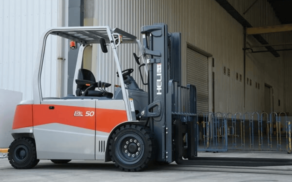 Lợi ích vượt trội của xe nâng điện