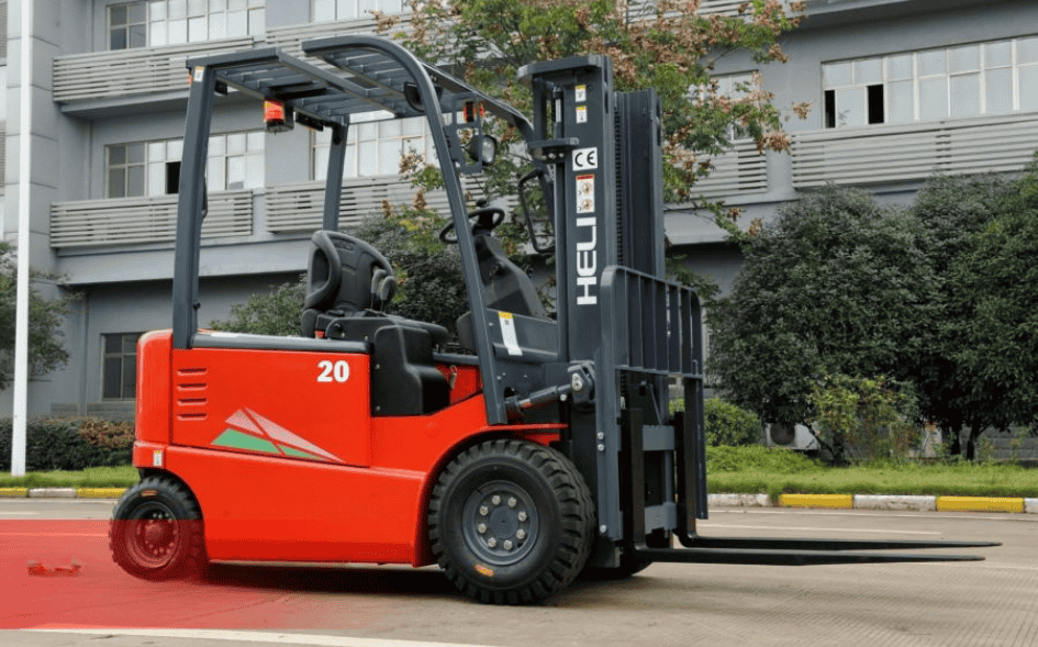 Tại sao xe nâng điện là xu hướng của tương lai