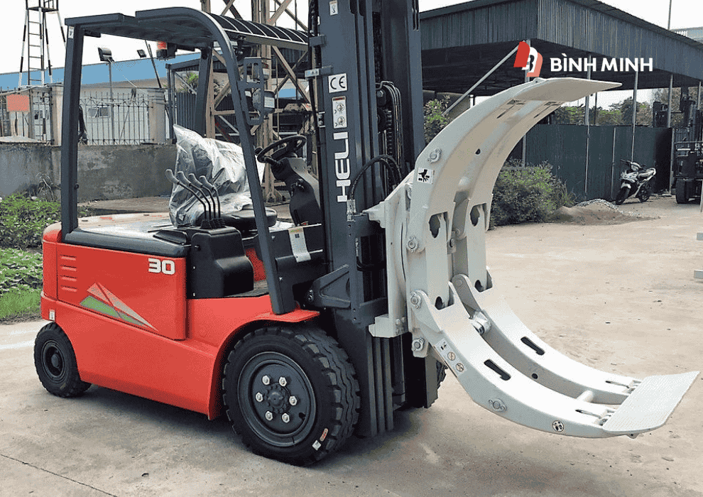 Xe nâng kẹp giấy