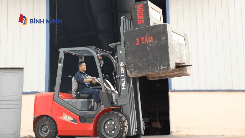 Công ty Xe nâng Bình Minh cung cấp đa dạng các dòng xe nâng đáp ứng nhiều nhu cầu sử dụng khác nhau
