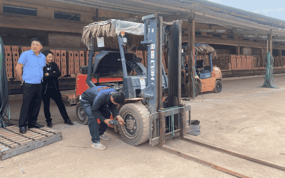 Bảo dưỡng acquy định kỳ: