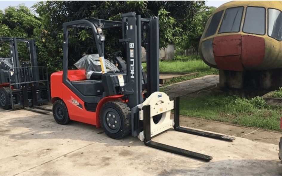 Xe nâng càng xoay Heli