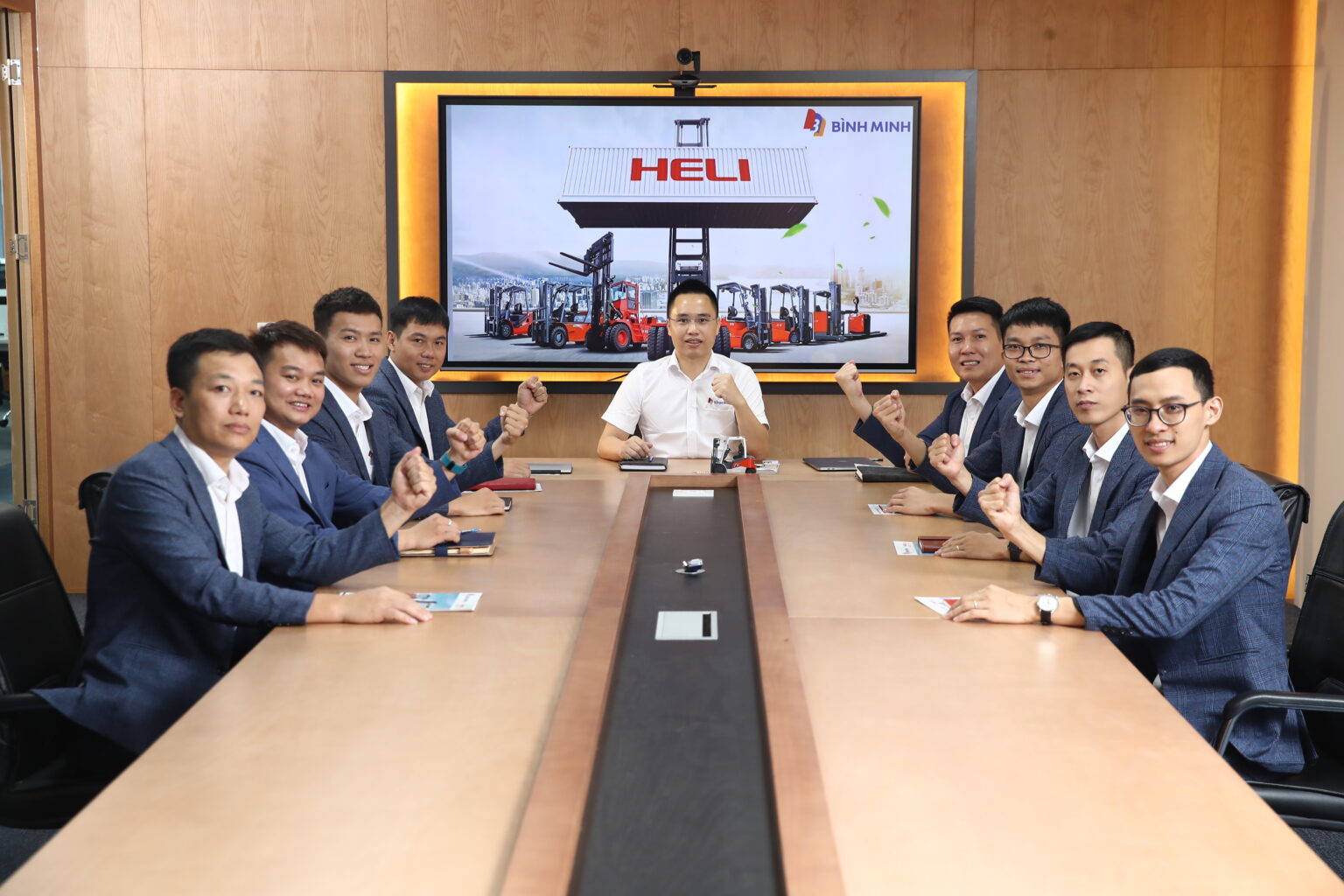 Đội ngũ Bình Minh cam kết chất lượng uy tín