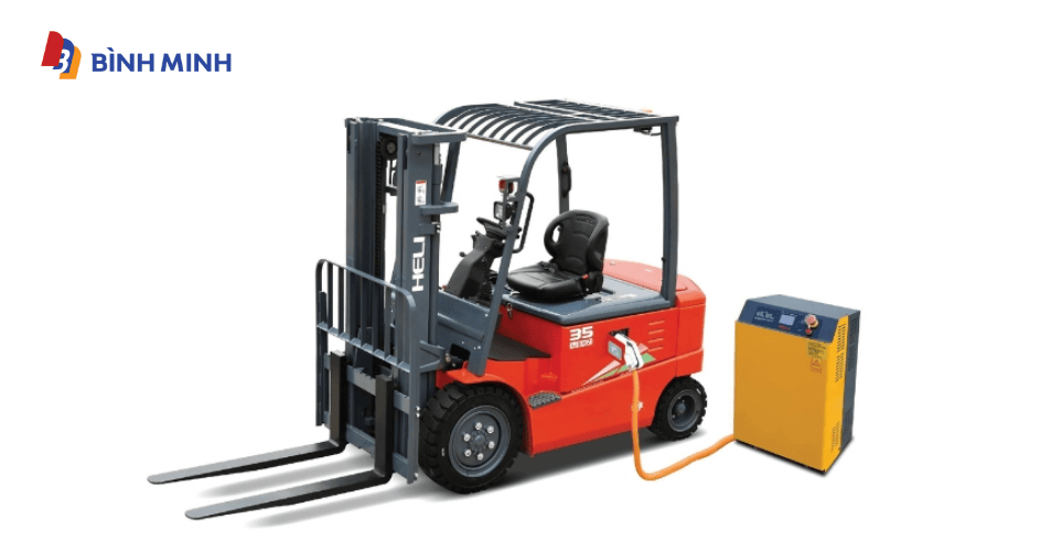 Lưu ý khi sạc xe nâng điện