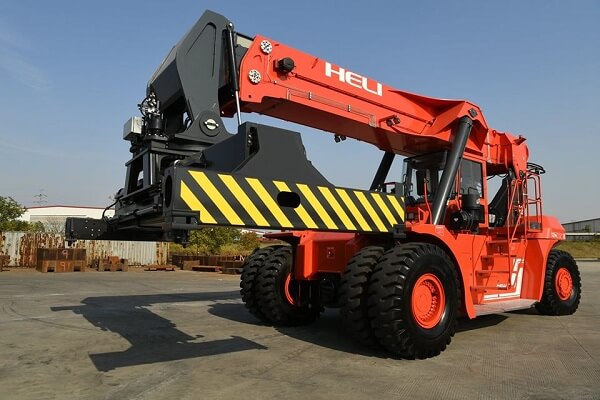 Xe Nâng Gắp Container 45 Tấn Heli đáp ứng nhu cầu cao