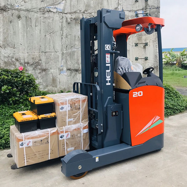 Xe nâng reach truck 2 tấn Heli