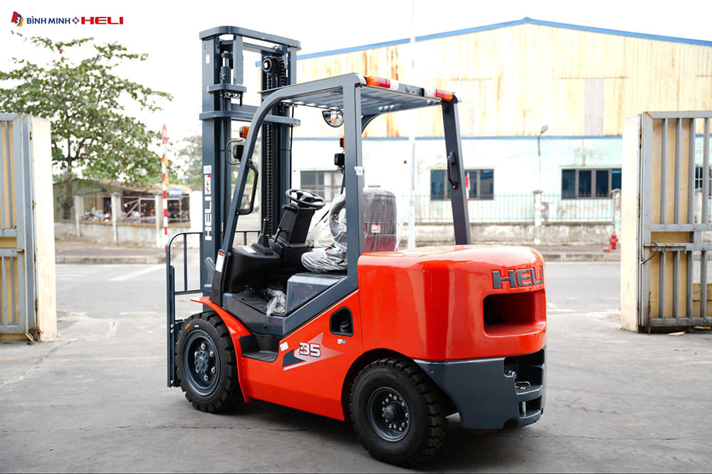 xe nâng trung quốc