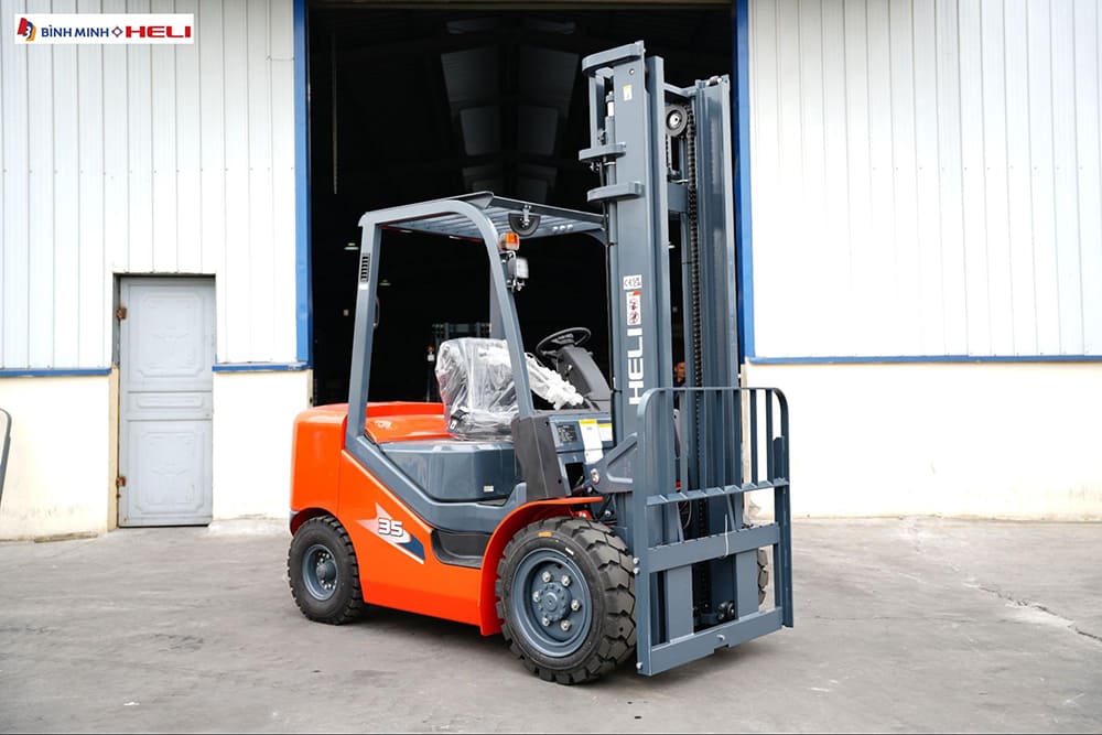Dịch vụ thuê xe nâng dầu tại Đà Nẵng