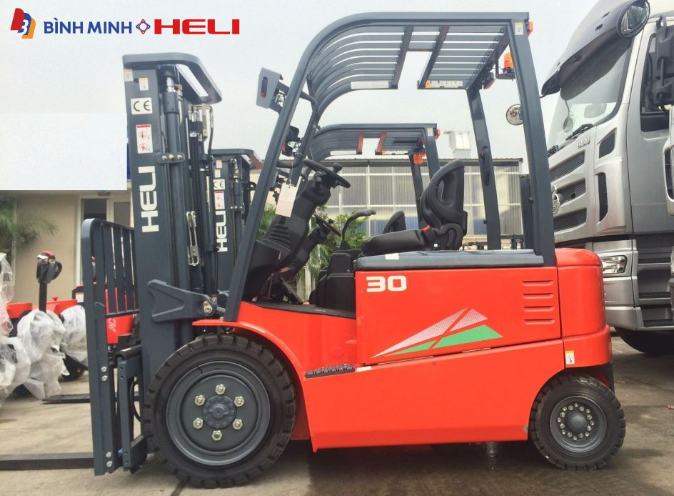 Xe nâng điện dùng pin lithium 3 tấn