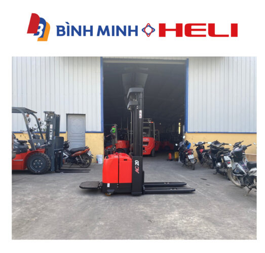 xe nâng điện đứng lái 2 tấn cdd20-950