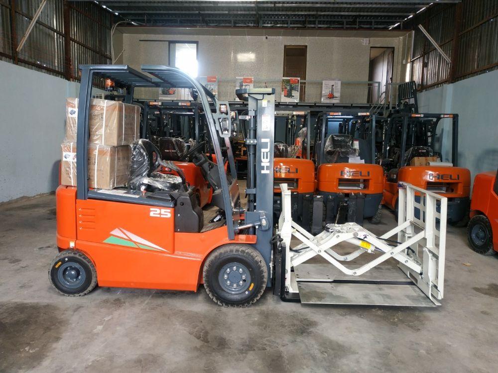 Bộ công tác push pull (kéo đẩy) được gắn trên hệ thống nâng (Nguồn: Internet)